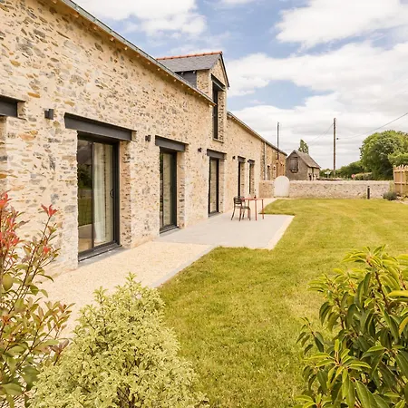 Longere Moderne Avec Spa, Billard, Babyfoot, Salle De Sport, Hammam, Et Wi-fi - Fr-1-306-1288 *