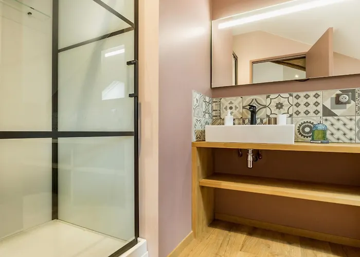 Longere Moderne Avec Spa, Billard, Babyfoot, Salle De Sport, Hammam, Et Wi-fi - Fr-1-306-1288 Loireauxence